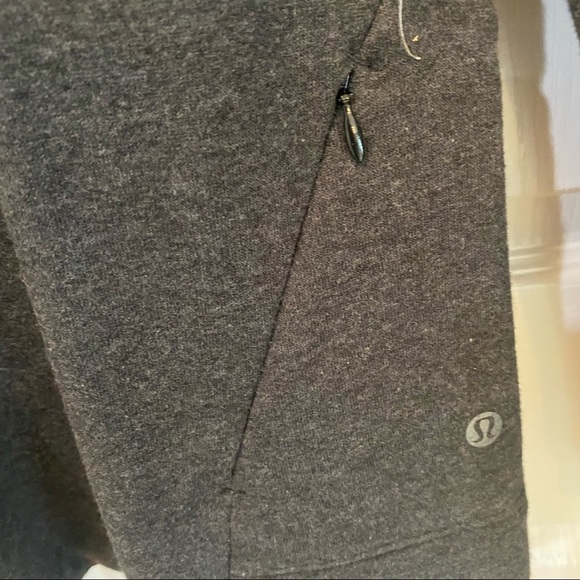 Lululemon & go Endeavor long sleeve heathered black cutout sweater size 4 - Picture 14 of 14
